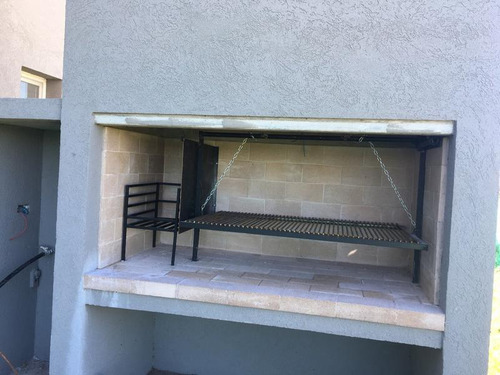 Casa En Venta San Ramon- Pilar