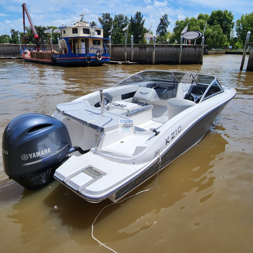 Imagen 4 de 25 de Klase A K210 Yamaha 150 Hp 4t Nueva Permuto No Canestrari