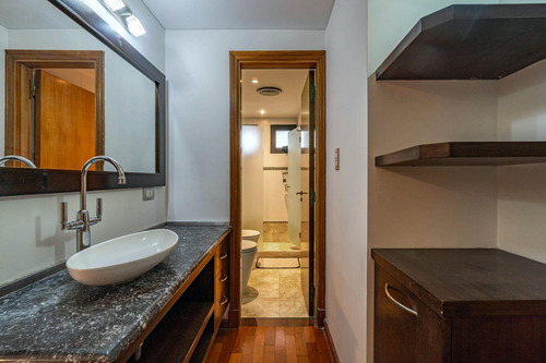 Venta/permuta Casa De 4 Dormitorios Con Amenities. San Marino, Funes Hills.