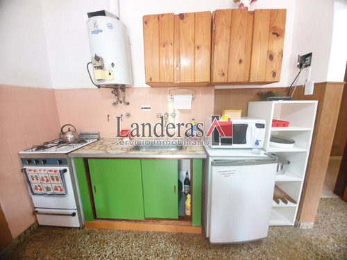 Imagen 12 de 29 de Venta En Block - 3 Locales + 8 Departamentos De 2 Y 1 Amb. - Una Cuadra Del Mar