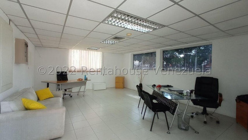 Imagen 5 de 30 de Casa En Venta En El Este De Barquisimeto, Santa Elena Ideal Para Uso Comercial Codigo 23-7831 Sps