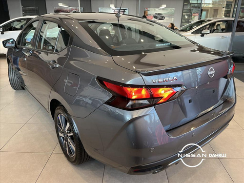 Versa 1.6 16v Flex Sr Xtronic