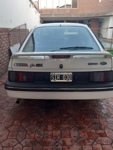 Imagen 5 de 17 de Ford Sierra Guia Sx