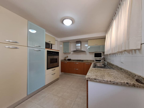 Imagen 6 de 30 de Se Vende Casa 263m2 5h+s/5b/4p Colinas De Santa Monica 8428