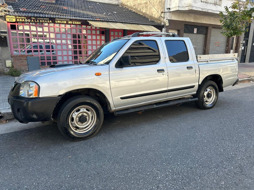 Nissan NP300 2.5 Cabina Doble 133cv 4x2