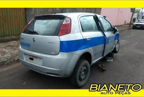 Imagem 3 de 4 de Sucata Fiat Punto 2008 À 2012 Para Retirada De Peças