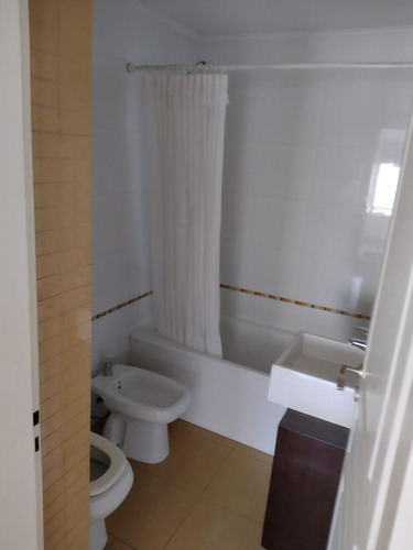 Imagen 12 de 30 de Semipiso De 3 Ambientes, Sum, Piscina, Cochera Impecable