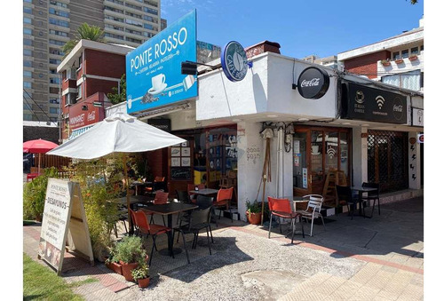 Cafeteria Sobre Avenida Irarrazaval