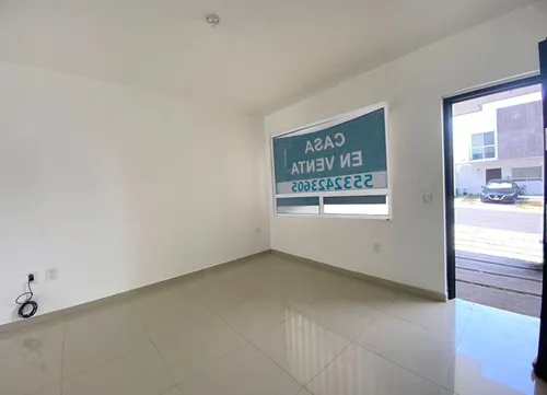 Casa En Venta En Condominio Milá Residencial, Juriquilla, Querétaro En Calle De Circuito Pizarra #622. Cd*