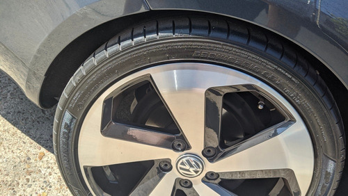 Volkswagen Vento 2.5 Advance Tiptronic 2007