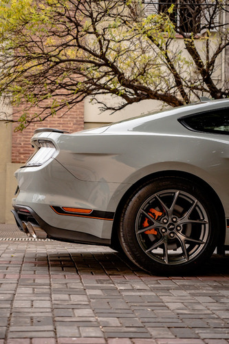 Ford Mustang 5.0 Gt 421cv