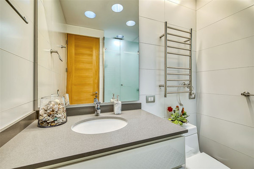Casa Moderna Hormigon 4d 4b Sta Maria Manquehue