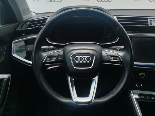 Audi Q3 2.0 40 Tfsi Select 180Hp At