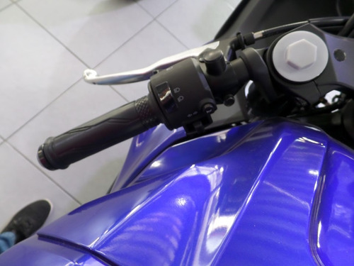 Yamaha R-3 Modelo 2024