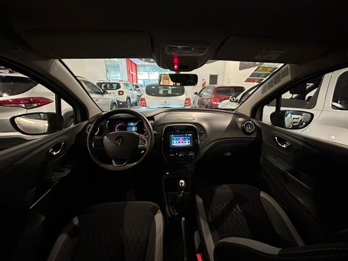 Imagen 6 de 25 de Renault Captur Zen 2.0 Mt 2018