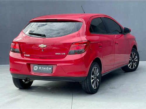 Imagem 3 de 10 de Chevrolet Onix 1.4 Ltz