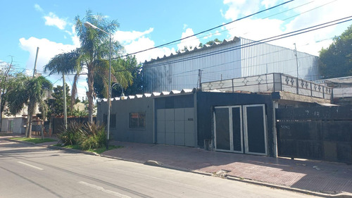 Galpón En Alquiler, 304m2, En San Fernando, Gba Norte
