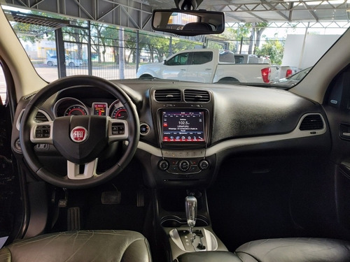 Imagem 6 de 9 de Fiat Freemont Precision