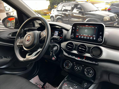 Fiat Cronos Cronos Drive Gsr 1.3 Flex Aut