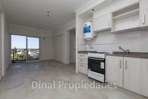 Imagen 4 de 8 de Departamento 3 Ambientes Con Cochera