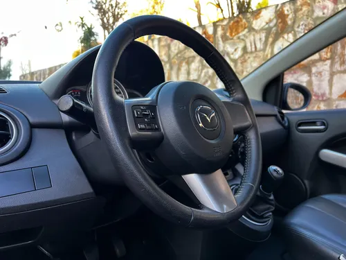 Mazda 2 1.5 15hm1c