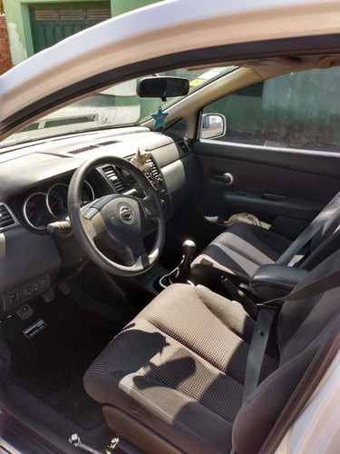 Nissan Tiida 1.8 Acenta 2011