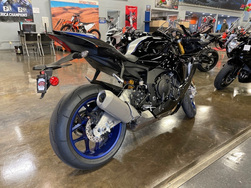 2021 Yamaha Yzf-r1m