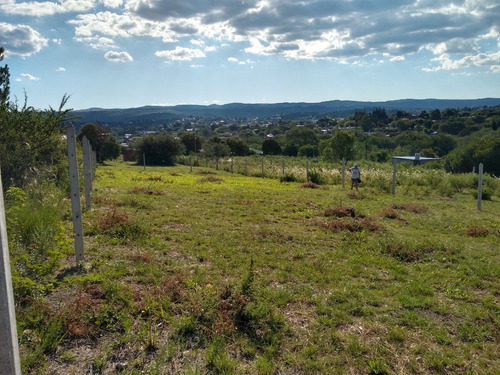 La Falda Lote Con Hermosas Vistas, Escritura Y Servicios.