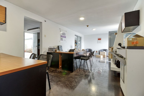 Propiedad Comercial En Arriendo En Plena Costanera
