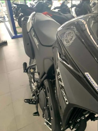 Imagem 4 de 5 de Yamaha Xtz Lander 250 Preta 2022