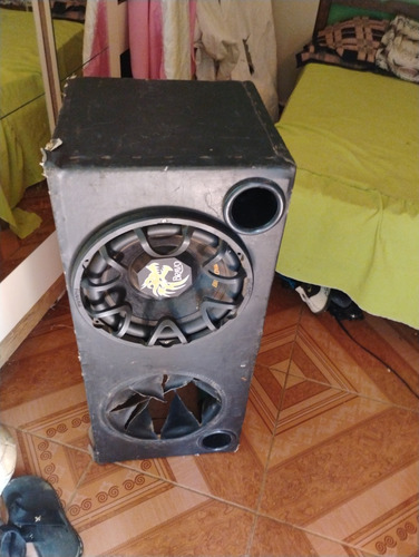 Vende Se Um Subwoofer 350 Rms Valor 350 Avista