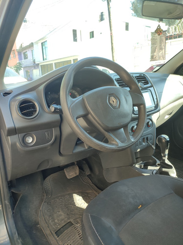 Renault Logan 1.6 Dynamique At