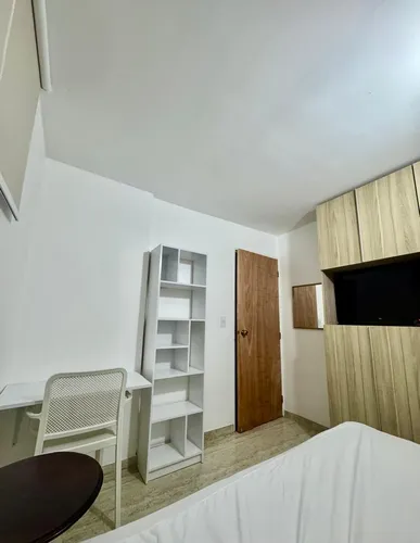 Alquilo Habitacion Amoblada