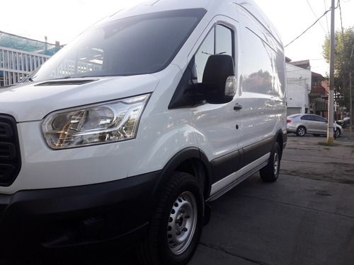 Ford Transit 2.2 Furgon Mediano 350m 2015