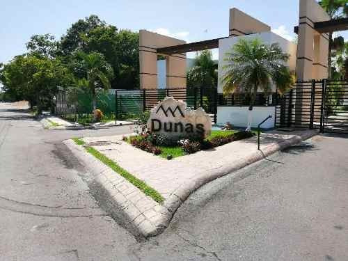 Imagen 3 de 21 de Casa En Venta En Playa Del Carmen