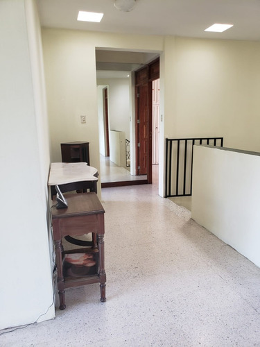 Imagen 2 de 11 de Casa En Venta En Aguilar Batres 42 Calle Zona 11
