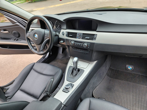BMW Serie 3 2.0 320i Sedan Executive