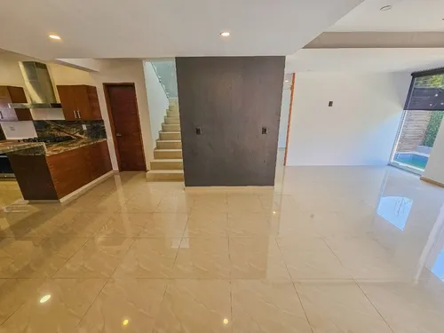 Casa · 3 Recámaras · Residencial Palmaris · Av. Huayacan · Amenidades