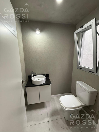 Departamento En Alquiler En Adrogué Monoambiente