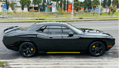 Dodge Challenger 3.6 Black Line X At
