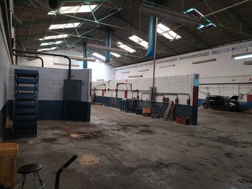 Imagen 3 de 6 de #1573 Galpon 1.200m2 Boleita Sur.