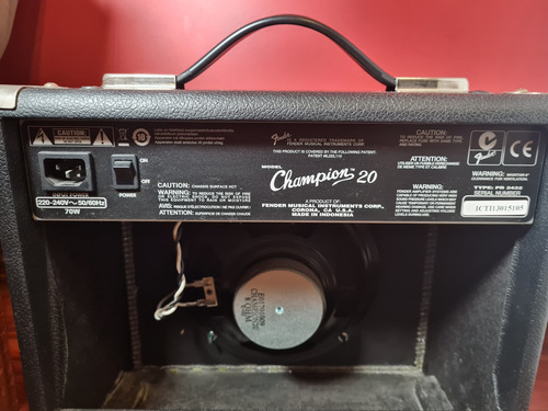 Amplificador Fender Champion 20w, Muy Poco Uso Como Nuevo! Negro (Usado)