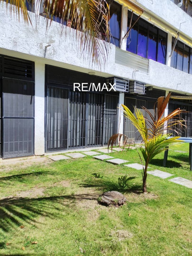Venta De Apartamento En El Conjunto Residencial Villas De Fuente Mar