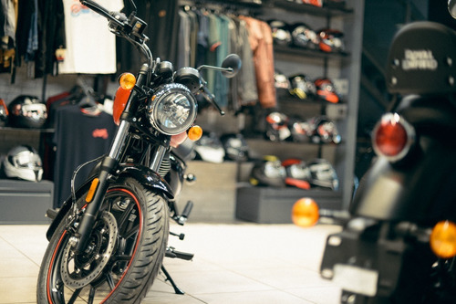 Imagen 3 de 8 de Royal Enfield Meteor 350 Fireball Red.
