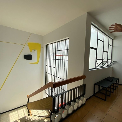 Casa En Buenas Condiciones Es En Colonia Arcos 6 Recamaras