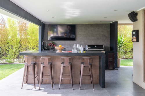 Condominio Los Robles: Hogar Ideal En Piedra Roja