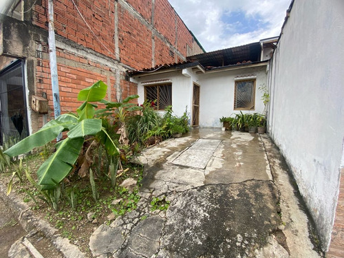 Casa En Venta Para Remodelar,urb Vista Hermosa La Victoria -aragua.