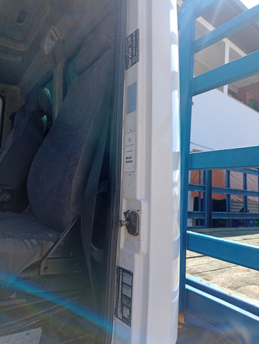 Mb 1718 Com Carroceria De Gás