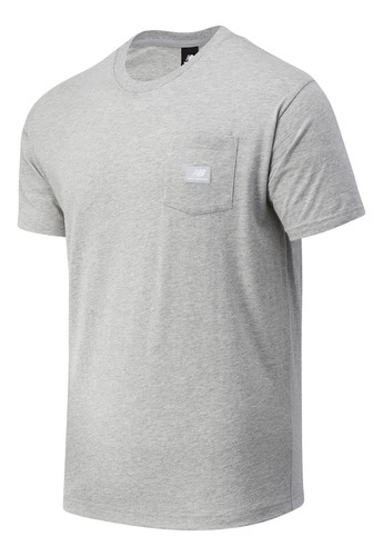 Remera New Balance De Hombre - Essentials Pocket -mt01567ag