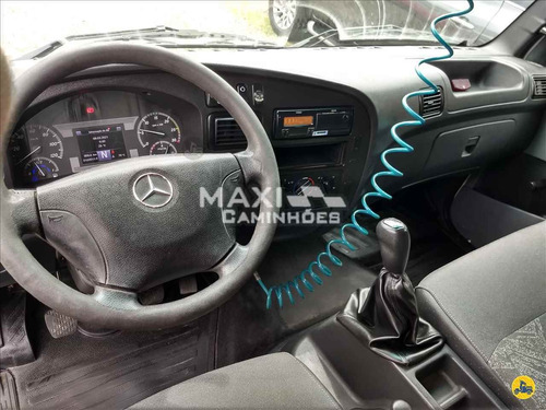 Mercedes Benz Accelo 1016 Baú Refrigerado